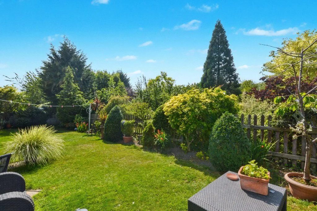 Pinders Grove, Wakefield, WF1, photo 13