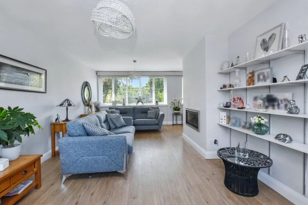 Pinders Grove, Wakefield, WF1, photo 10