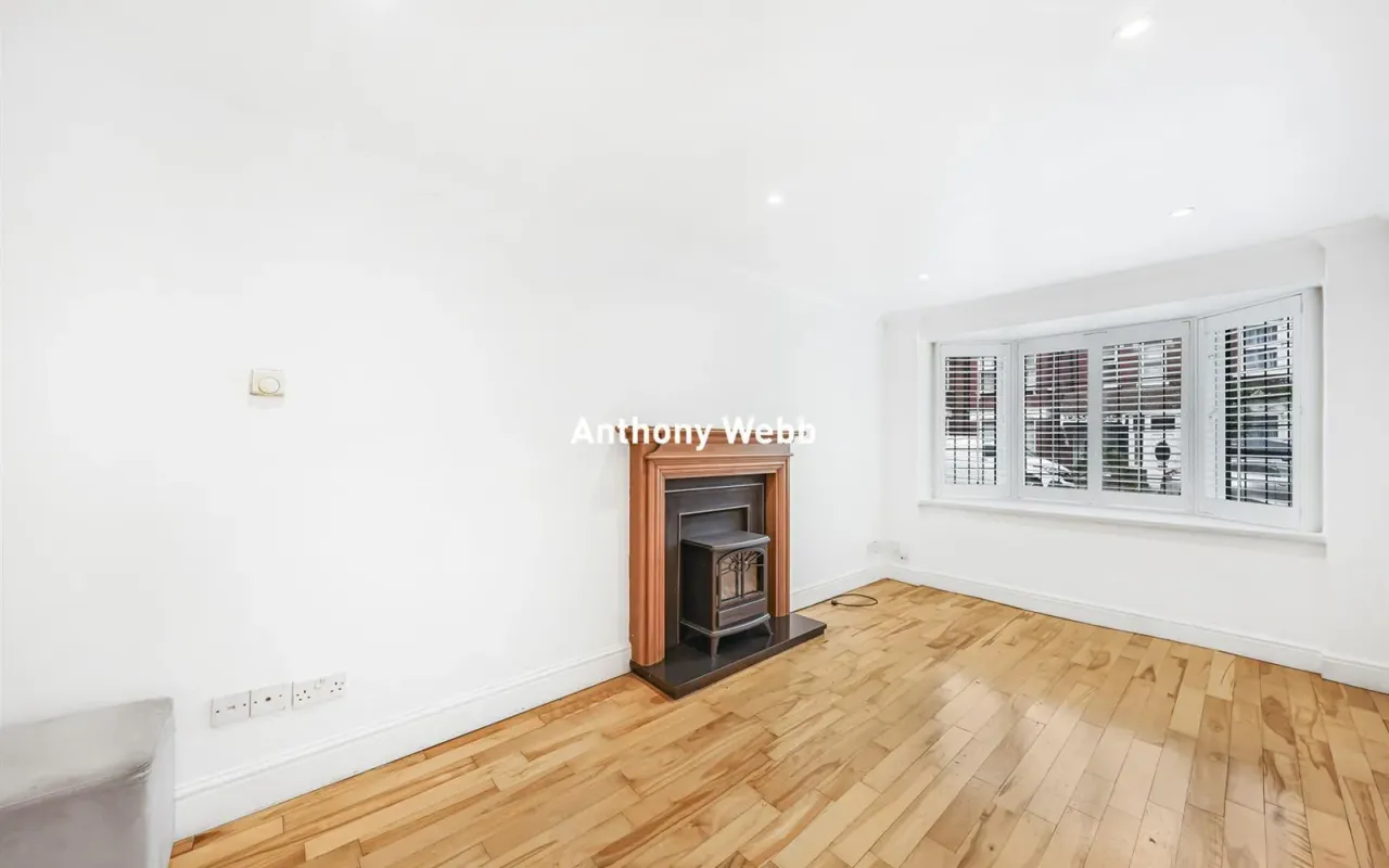 Meadowcroft Road, Palmers Green, N13, photo 4