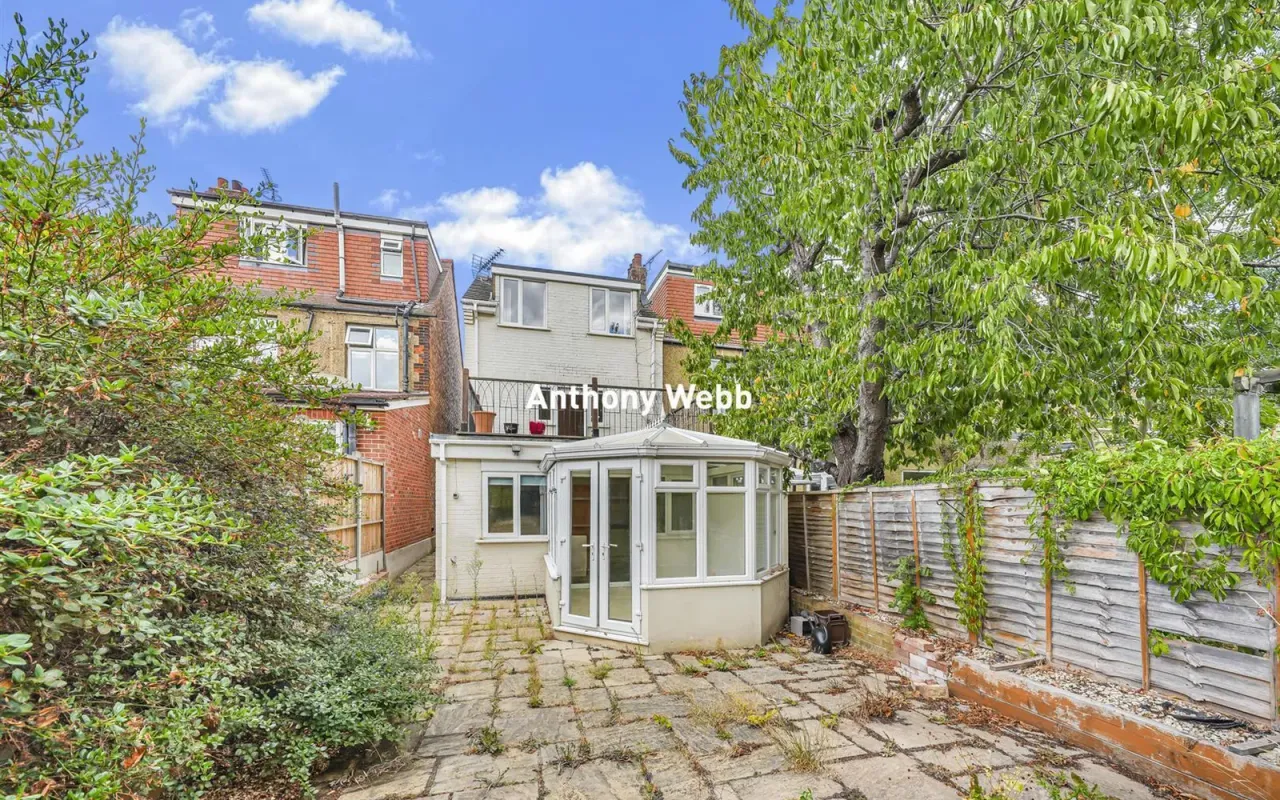 Meadowcroft Road, Palmers Green, N13, photo 22