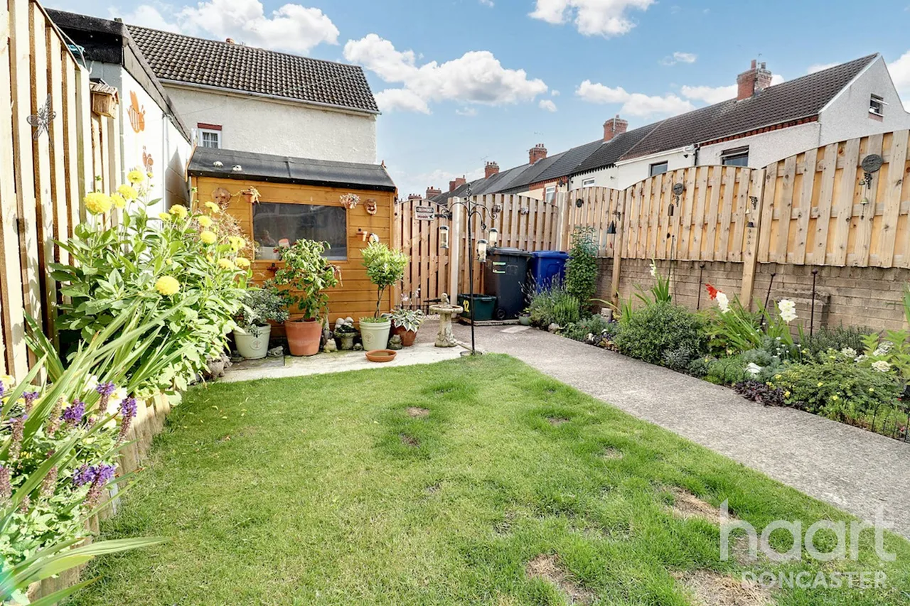 Kings Terrace, Askern, DN6, photo 12