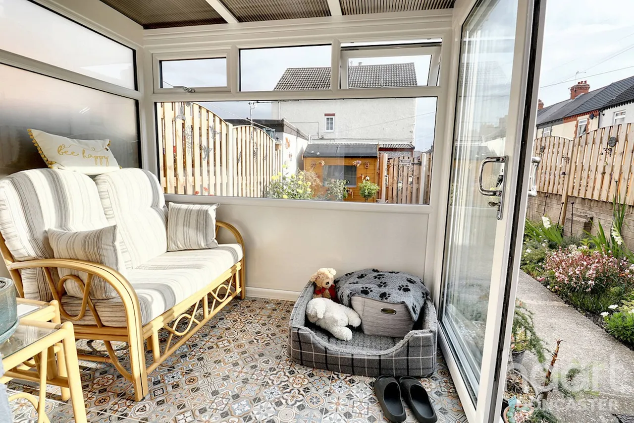 Kings Terrace, Askern, DN6, photo 9
