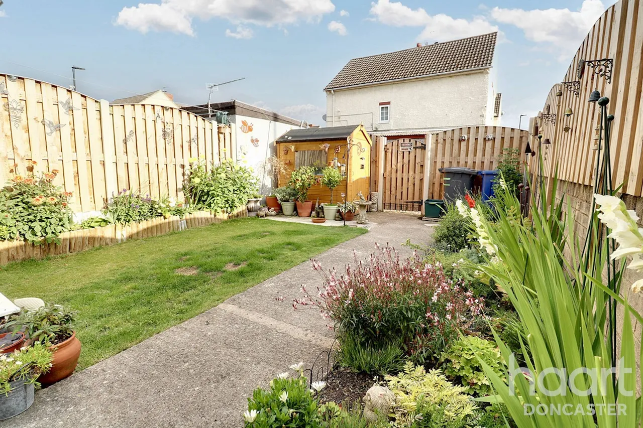 Kings Terrace, Askern, DN6, photo 11
