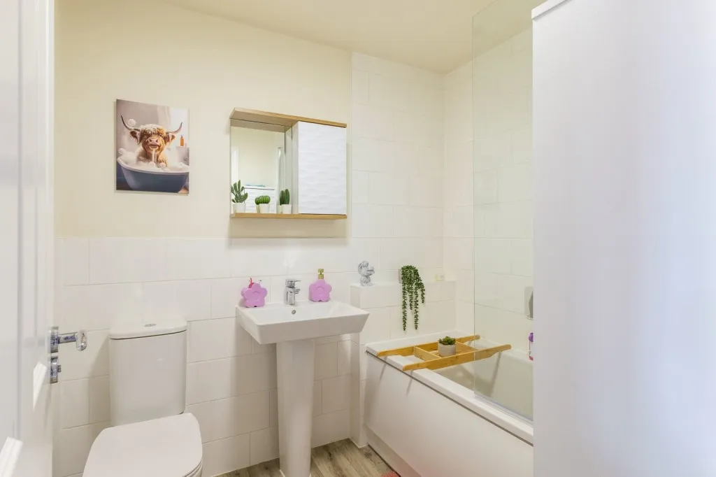 Evans Road, East Leake, LE12, photo 16
