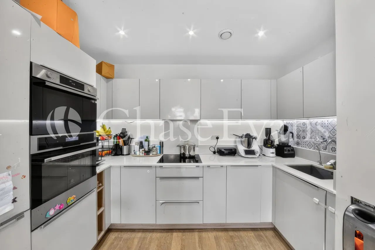 Garda House, Enderby Wharf, Greenwich, SE10, photo 5
