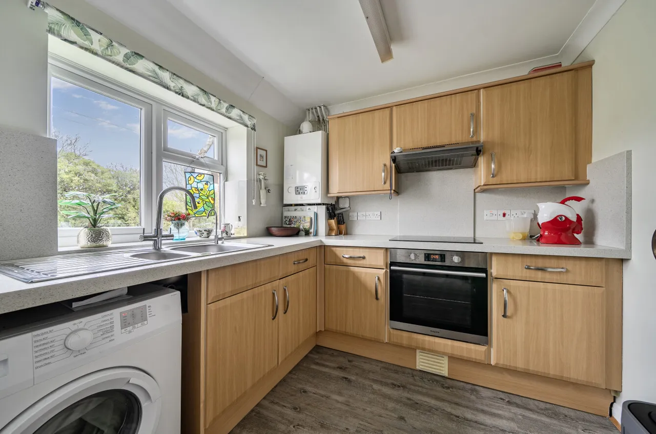 Gorringe Avenue, Southdowns, DA4, photo 8