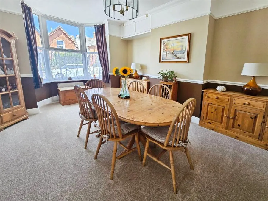 Princes Road, Freshwater, PO40, photo 6