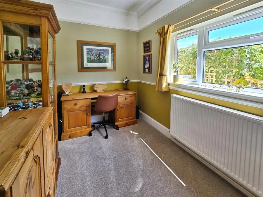 Princes Road, Freshwater, PO40, photo 7