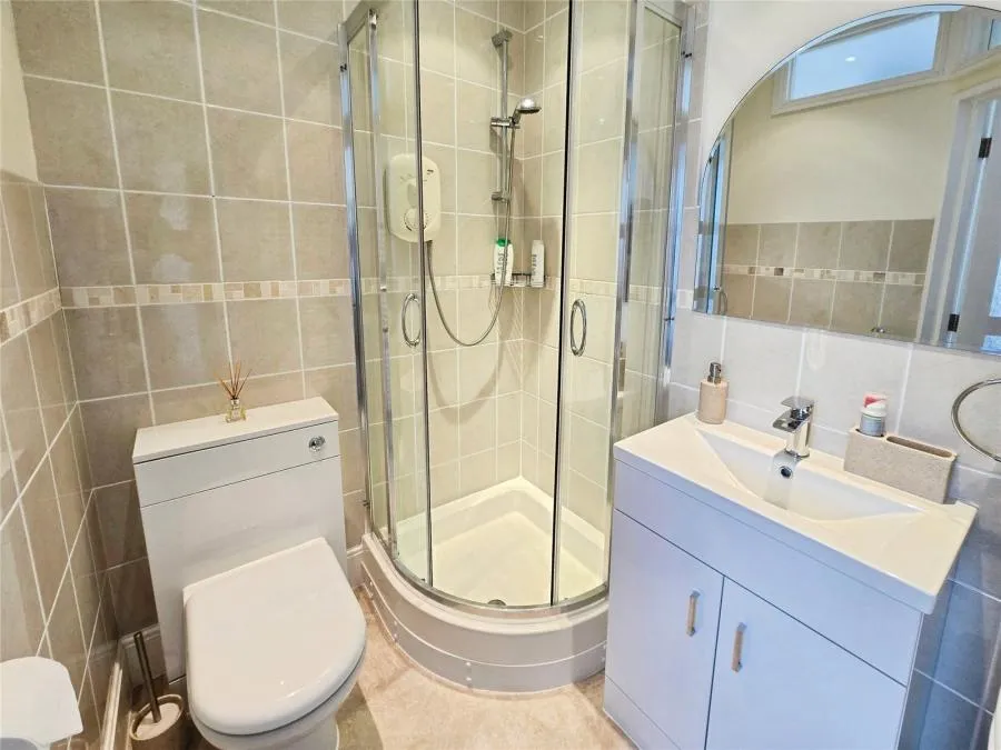Princes Road, Freshwater, PO40, photo 18