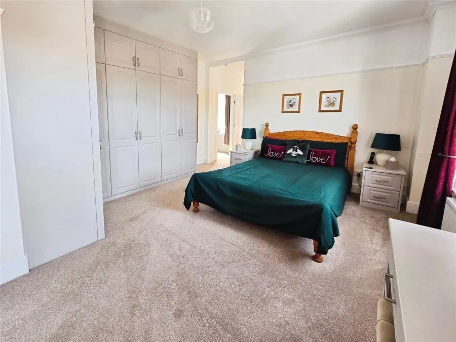 Princes Road, Freshwater, PO40, photo 12