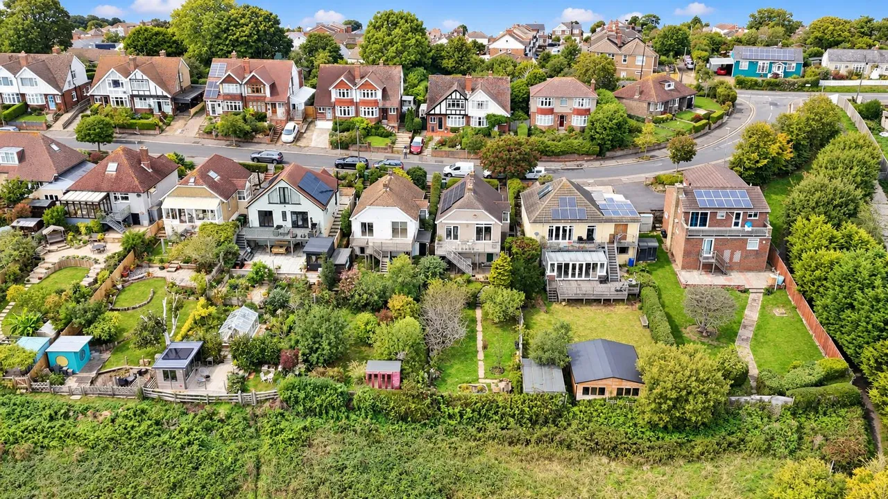 Fairlight Avenue, Hastings, photo 6