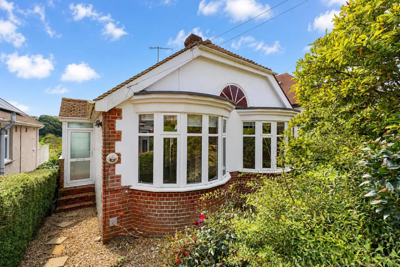 Fairlight Avenue, Hastings, photo 14