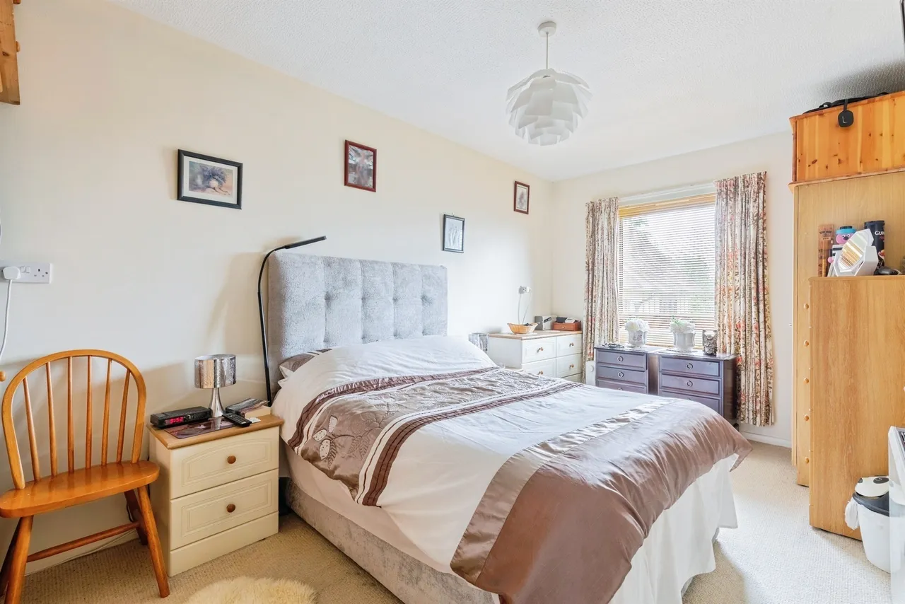 Hightown Road, Banbury, OX16, photo 9