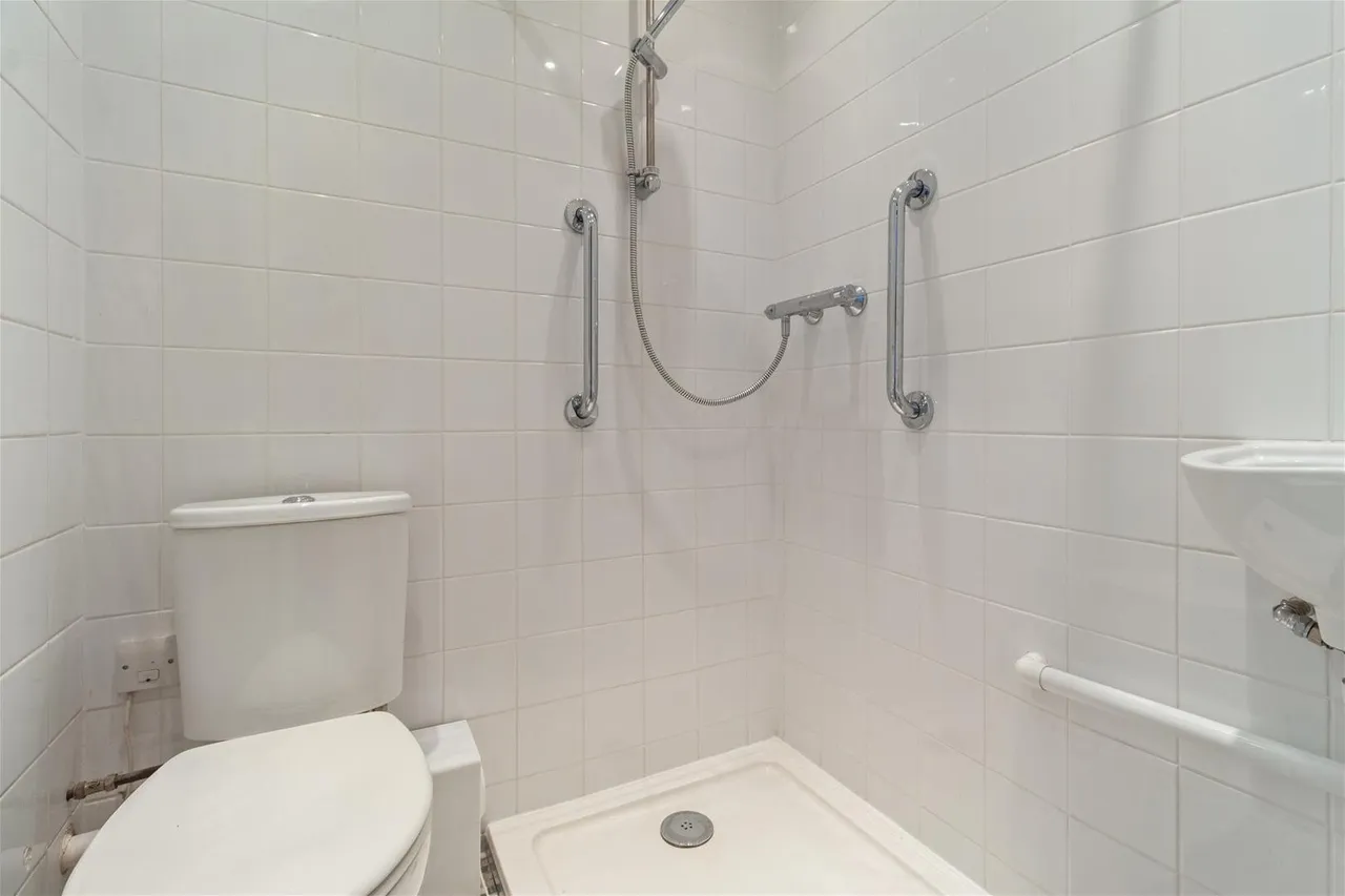 Tarring Road, Worthing, photo 18