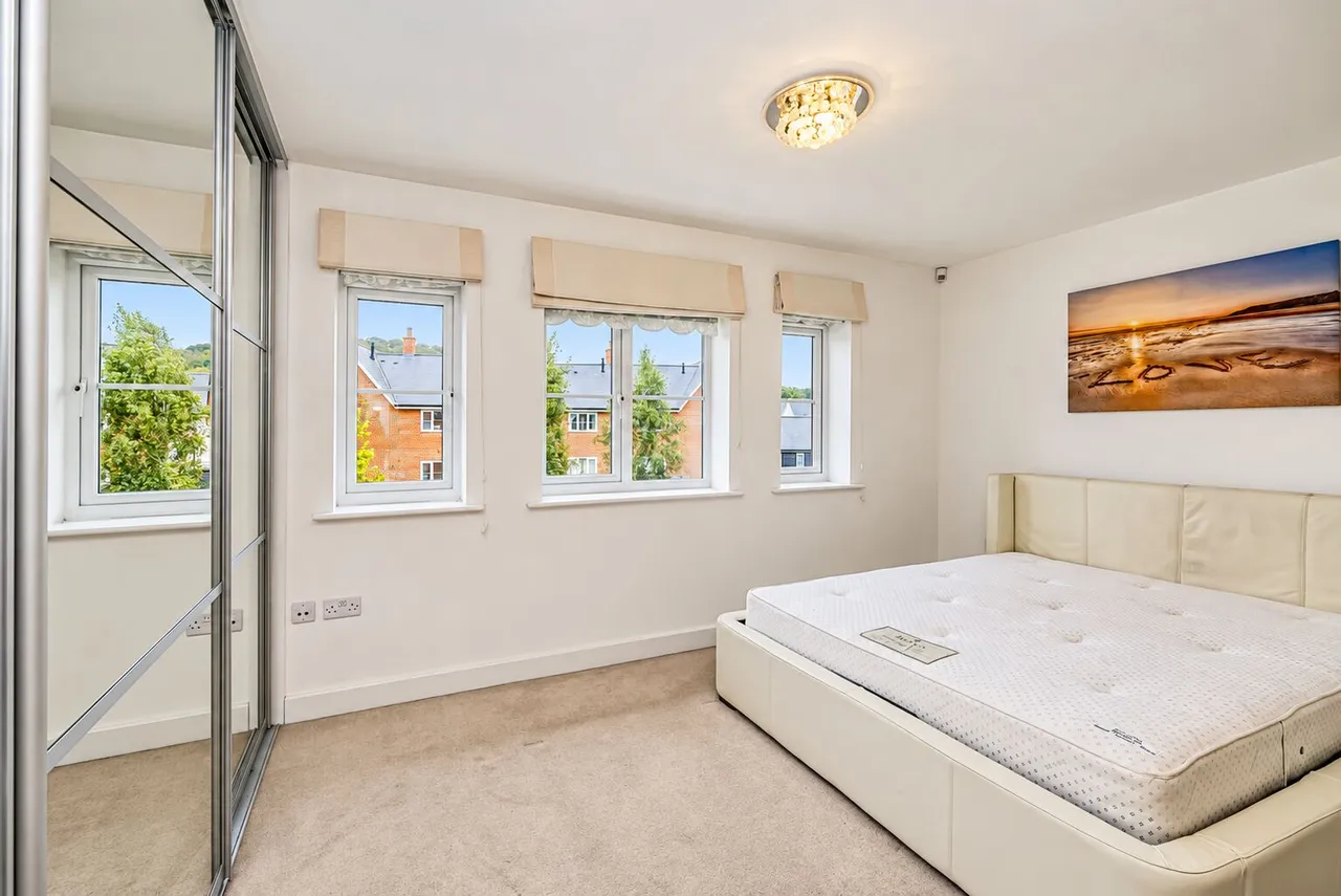 Chequers Avenue, High Wycombe, HP11, photo 6