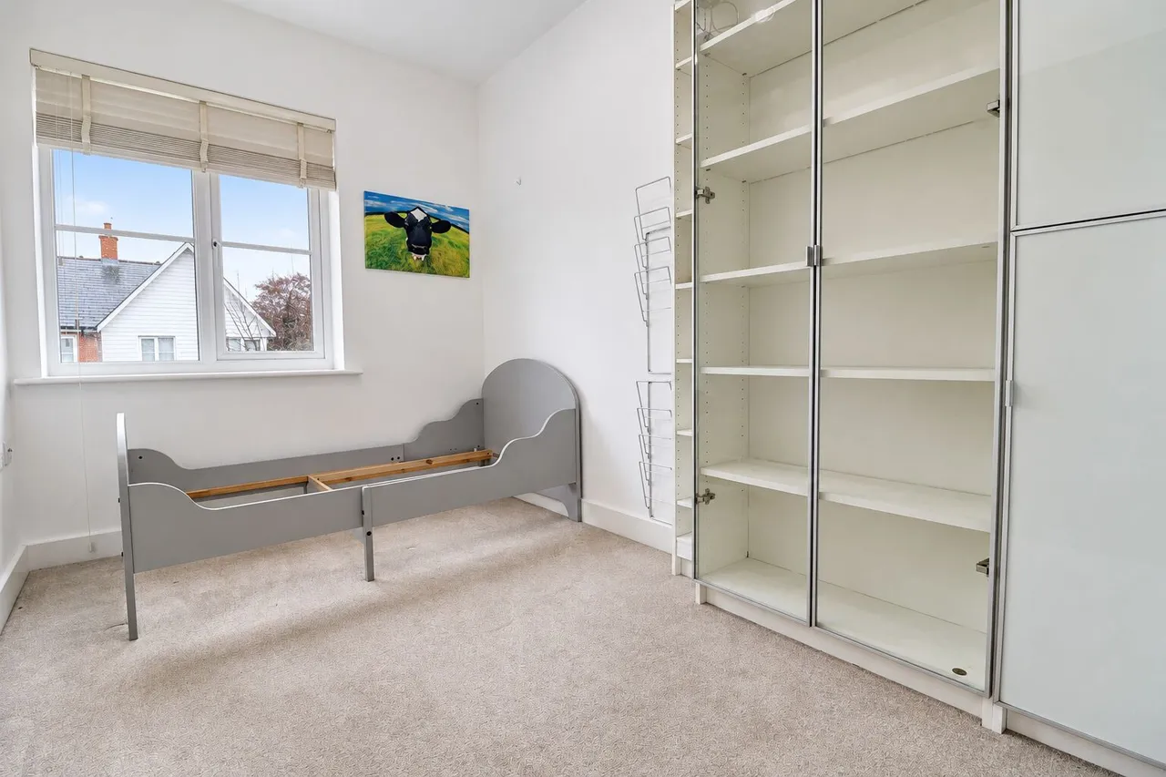 Chequers Avenue, High Wycombe, HP11, photo 7