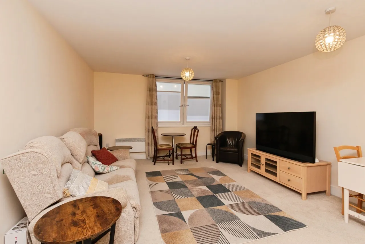 Alencon Link, Basingstoke, RG21, photo 15