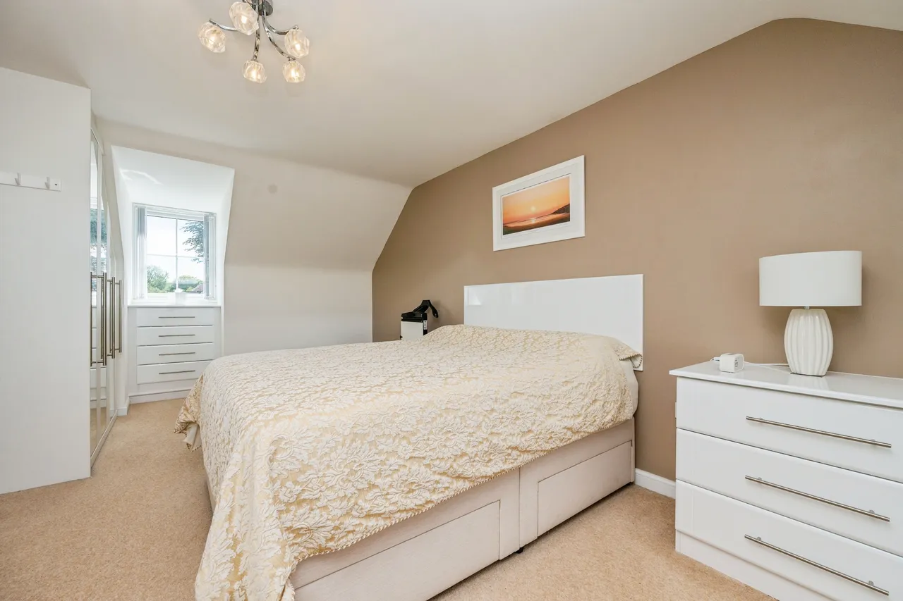 Gladstone Place, Kidderminster, photo 9