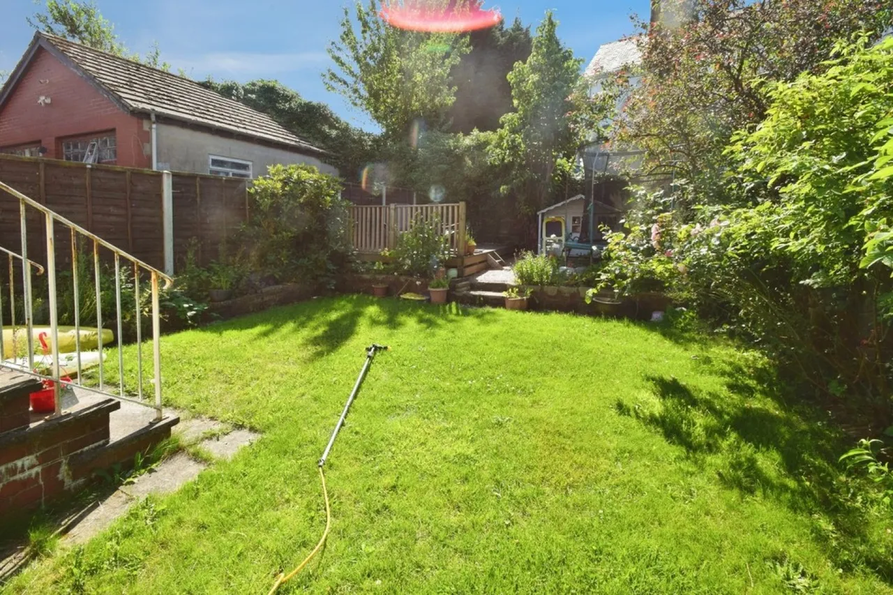 Allerton, Bradford, West Yorkshire, photo 11