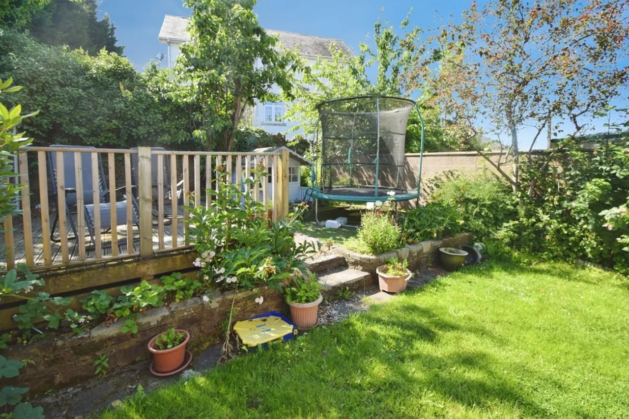 Allerton, Bradford, West Yorkshire, photo 12