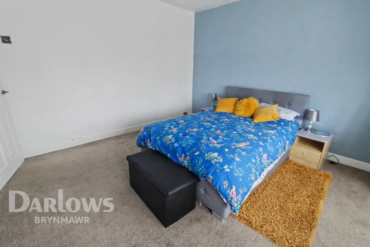 King Street, Brynmawr, photo 17