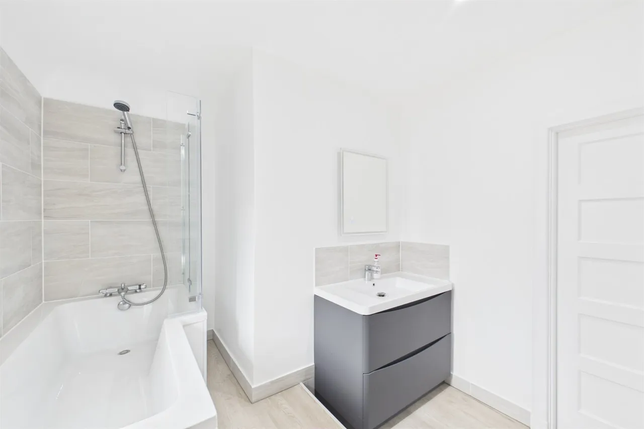 New Malden, Greater London, KT3 3TY, photo 12