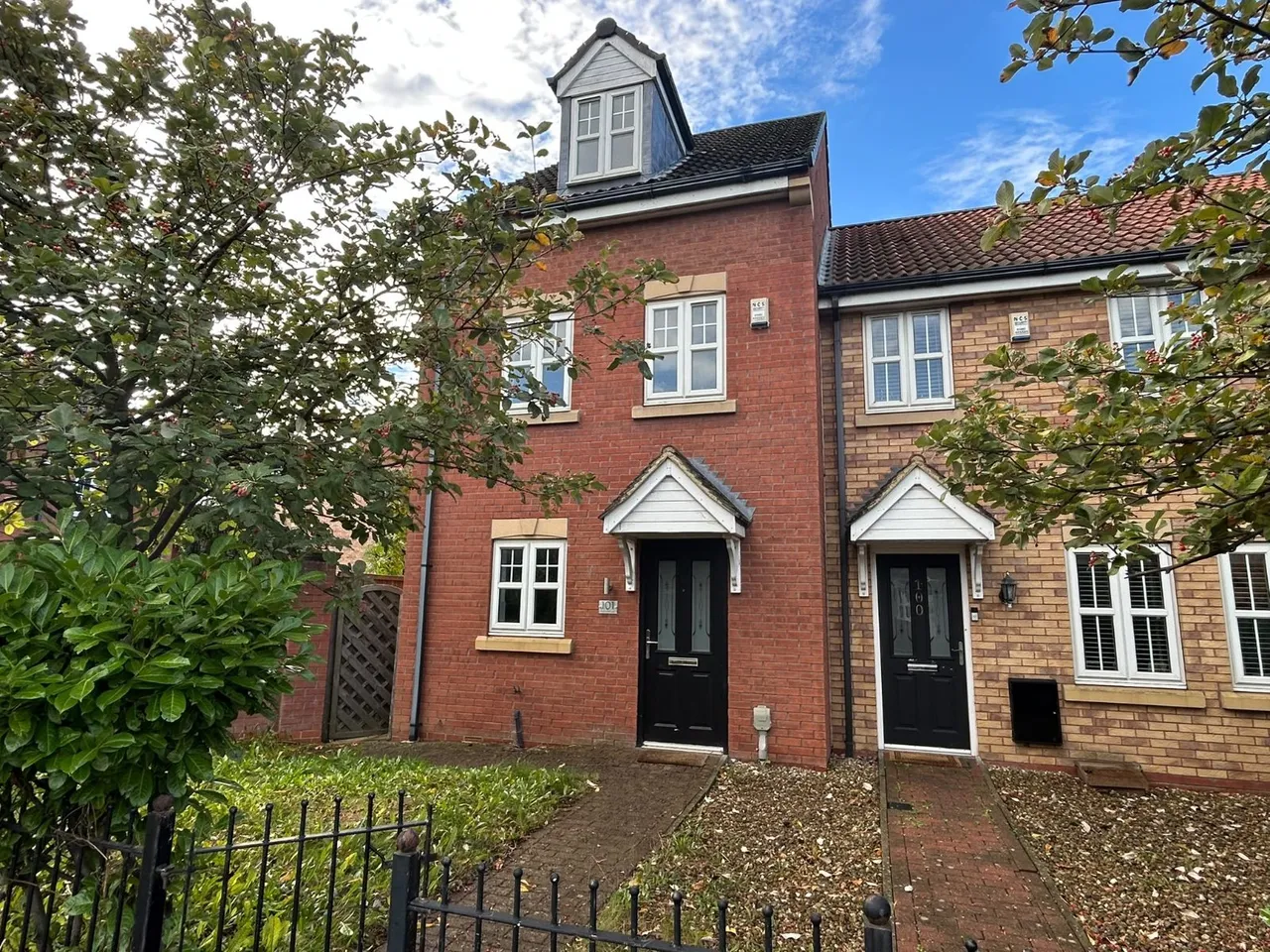 3 bed house to rent, Pools Brook Park, Kingswood, HU7