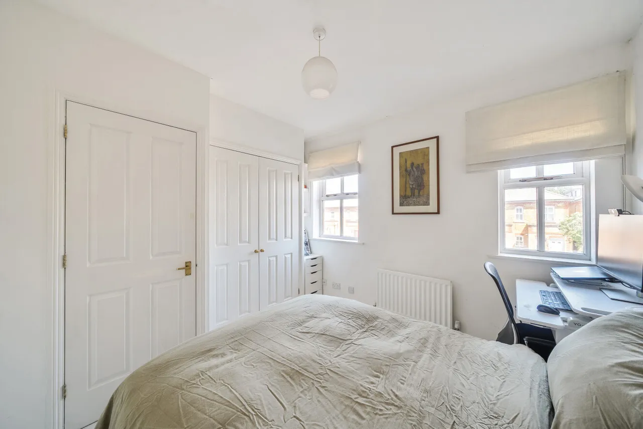Lullingstone Lane, Hither Green, London, SE13, photo 10