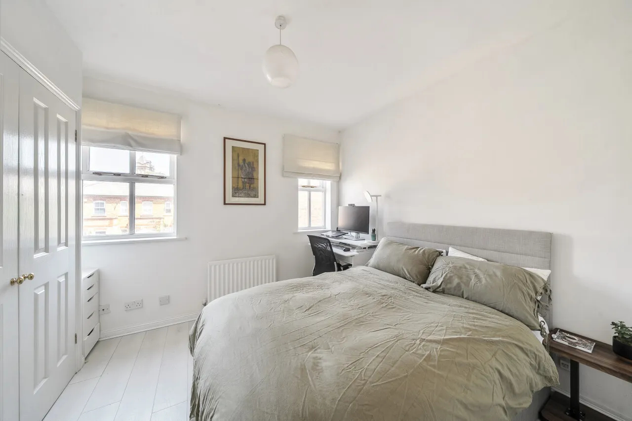 Lullingstone Lane, Hither Green, London, SE13, photo 7
