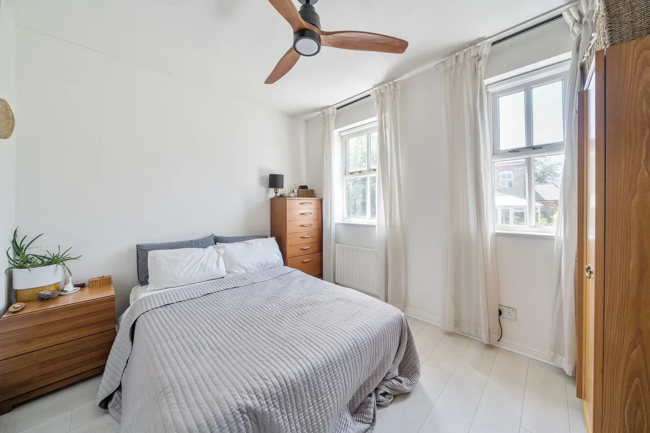 Lullingstone Lane, Hither Green, London, SE13, photo 4