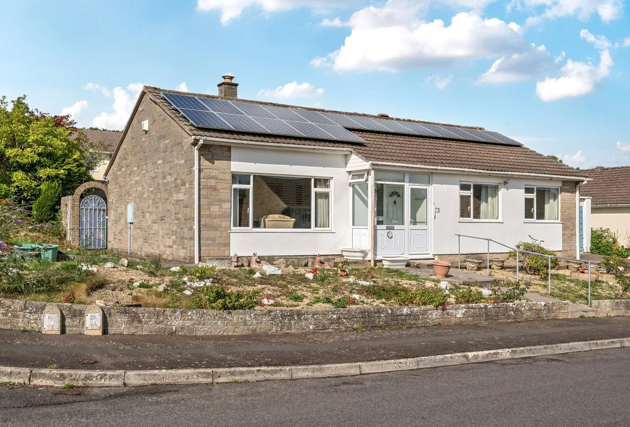 Welton Grove, Somerset, Midsomer Norton, BA3 2TU, photo 20
