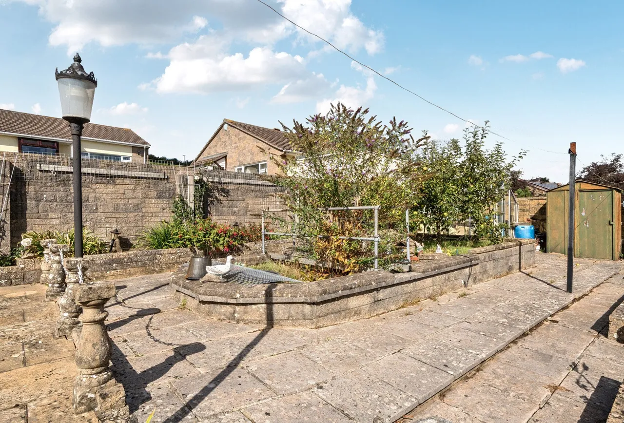 Welton Grove, Somerset, Midsomer Norton, BA3 2TU, photo 16
