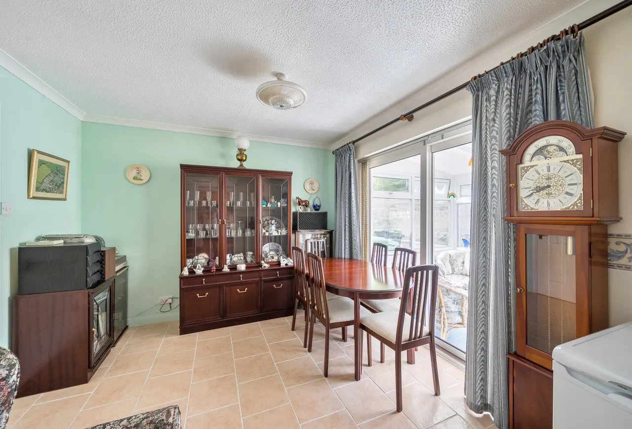 Welton Grove, Somerset, Midsomer Norton, BA3 2TU, photo 5