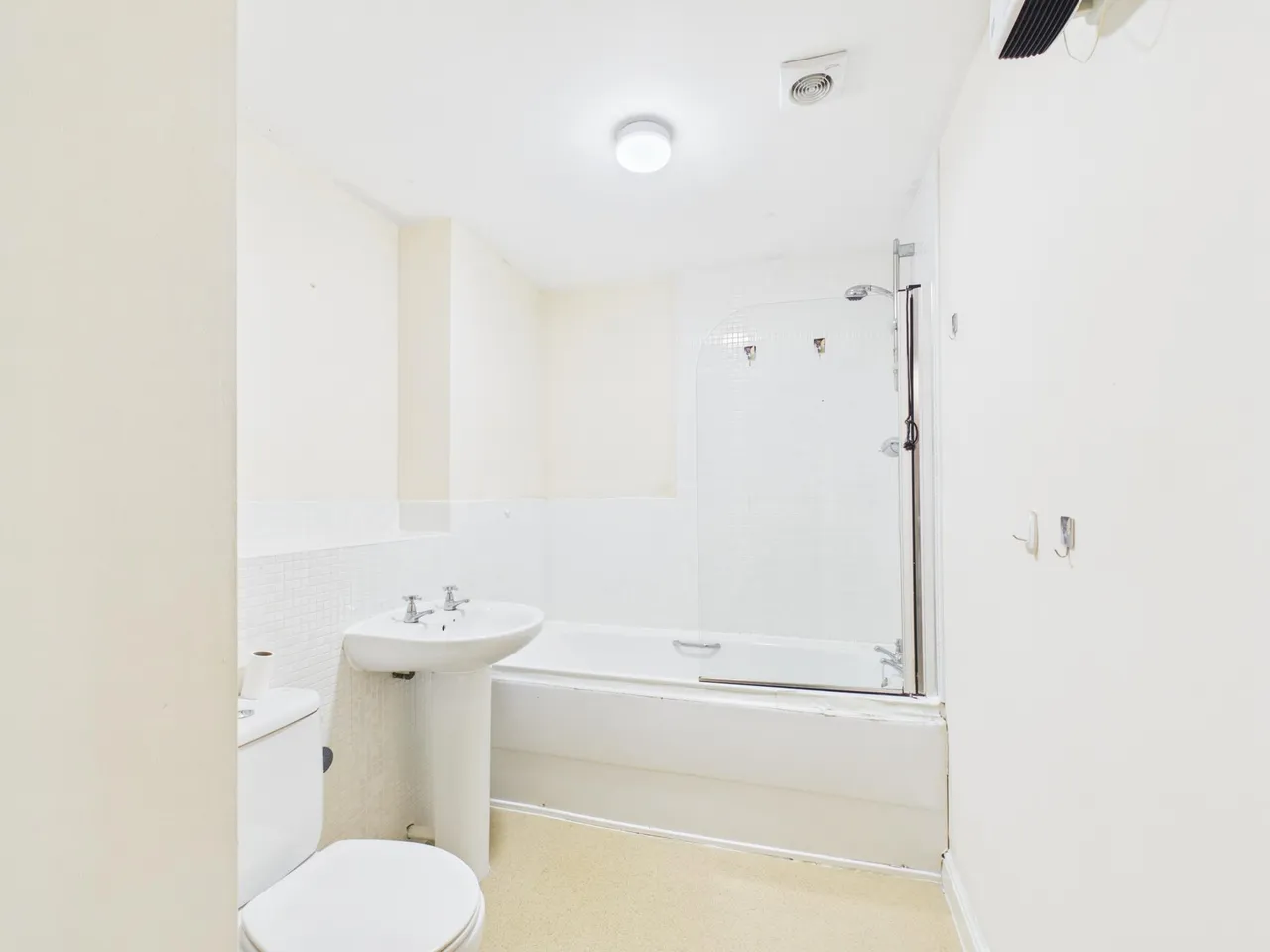 Thorneycroft Drive, Howley, WA1, photo 9