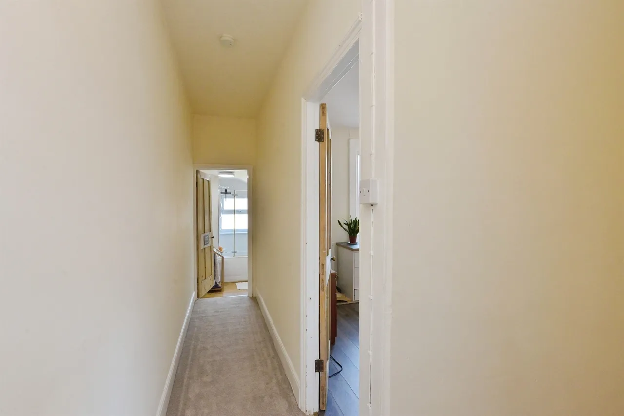 St. Mary Street, New Bradwell, MK13, photo 11