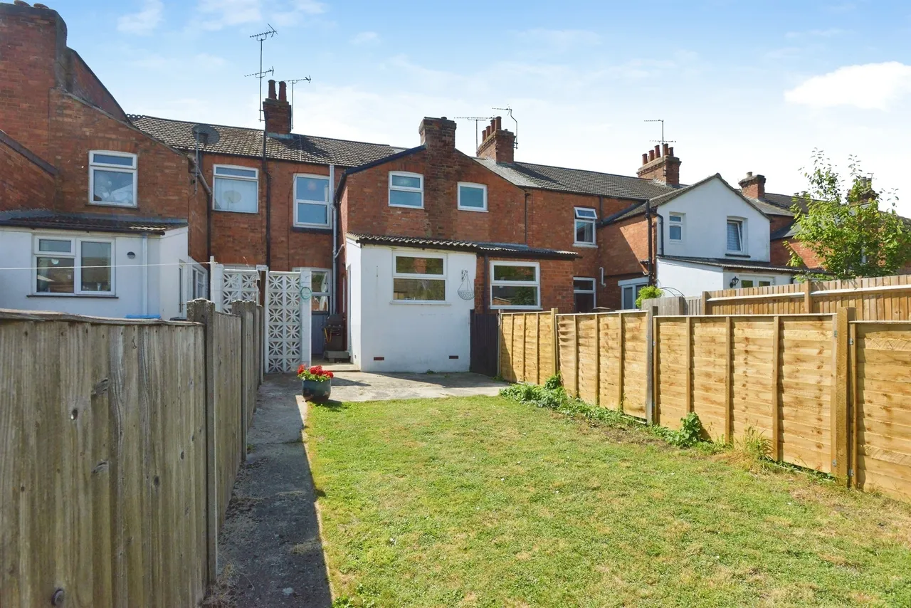 St. Mary Street, New Bradwell, MK13, photo 19