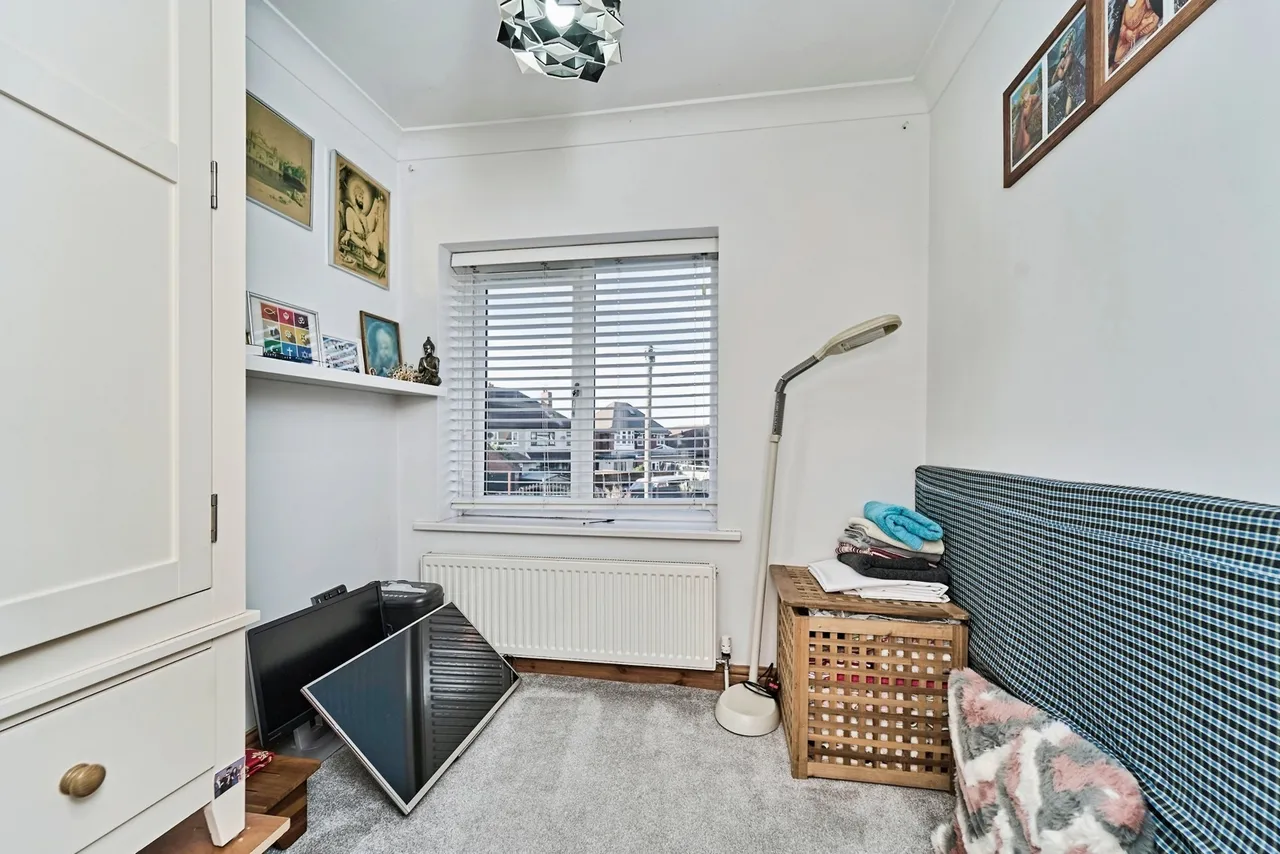 Charlemont Avenue, West Midlands, B71, photo 15
