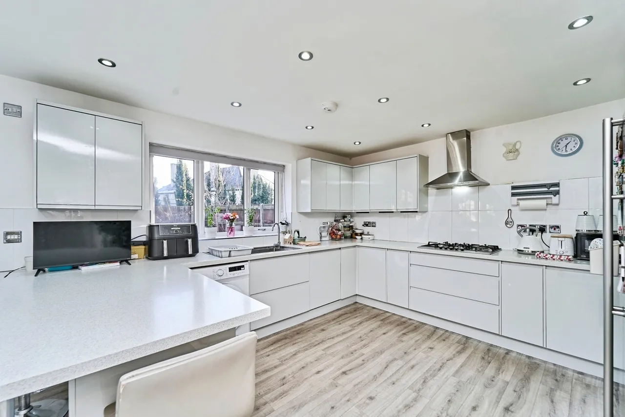 Charlemont Avenue, West Midlands, B71, photo 6