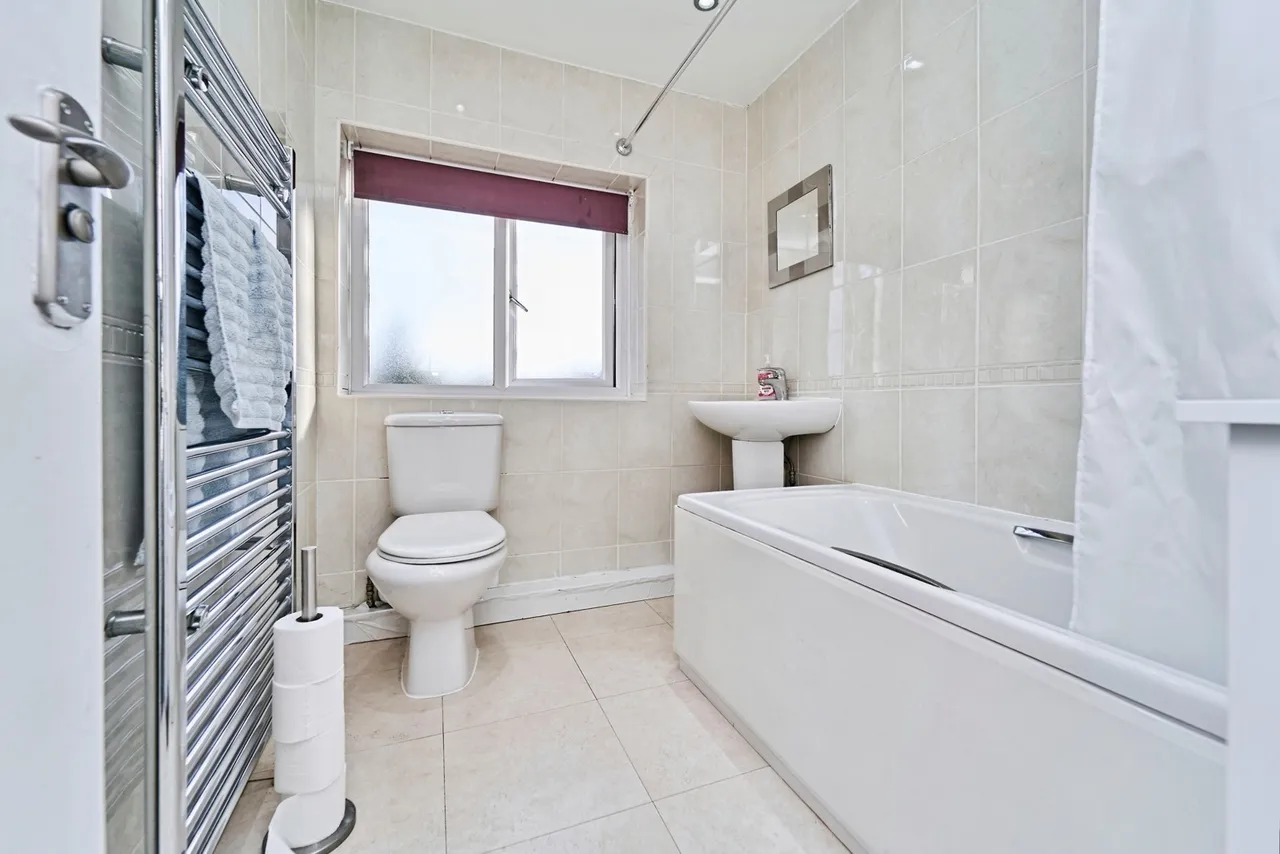 Charlemont Avenue, West Midlands, B71, photo 12