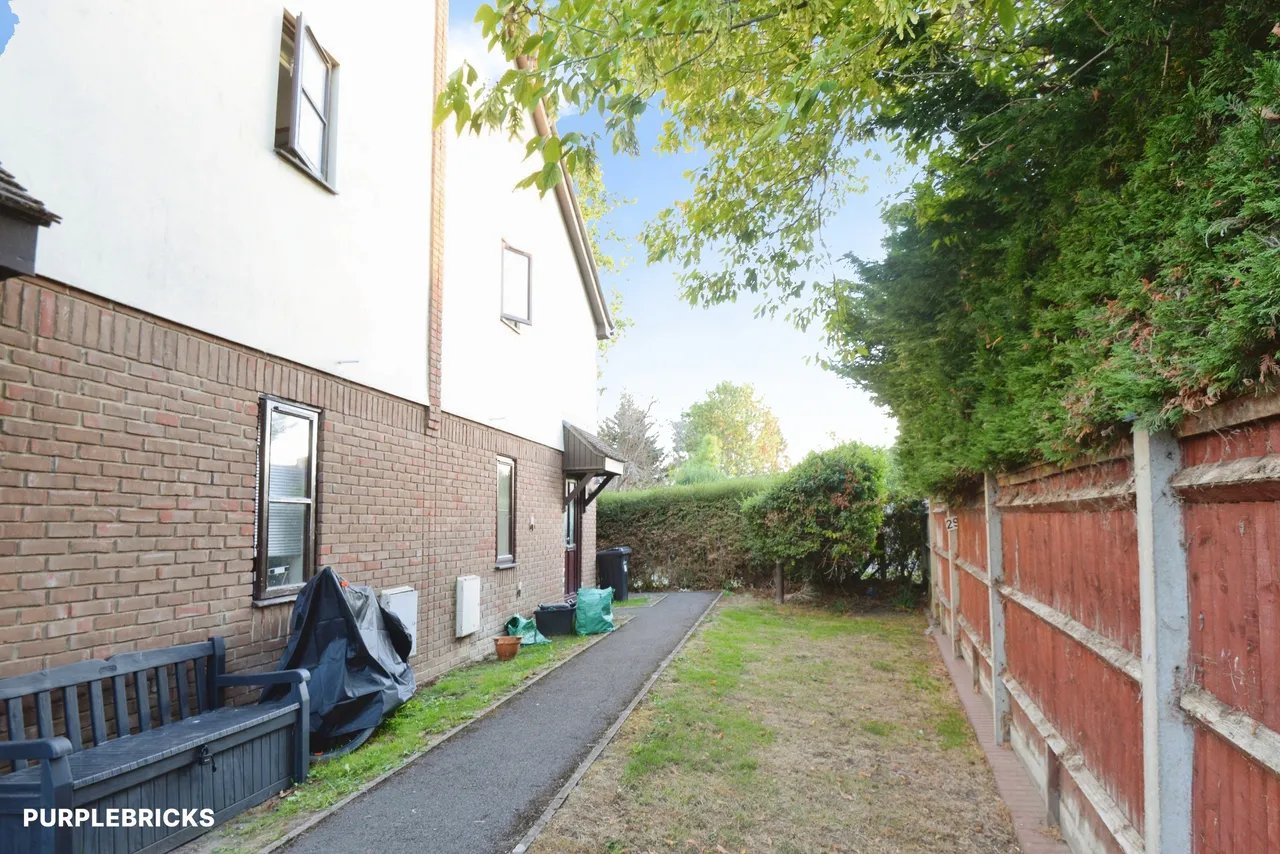 Orchard Close, Wokingham, RG40, photo 6