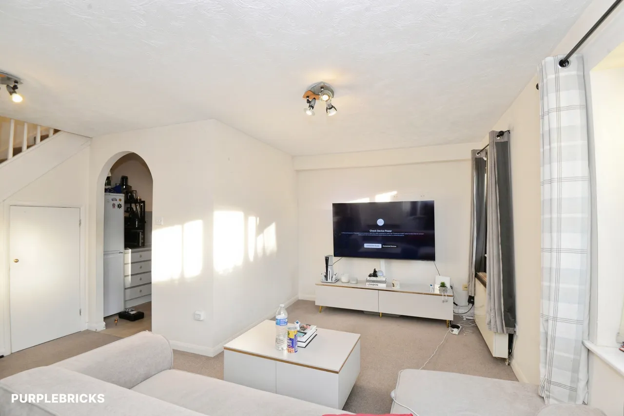 Orchard Close, Wokingham, RG40, photo 11