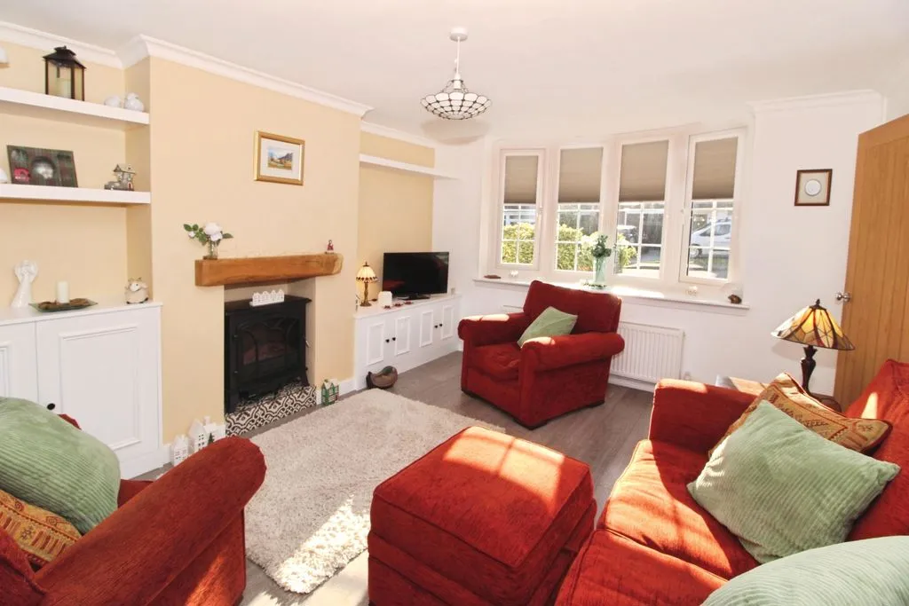 Canterbury Close, Pelsall, WS3, photo 4