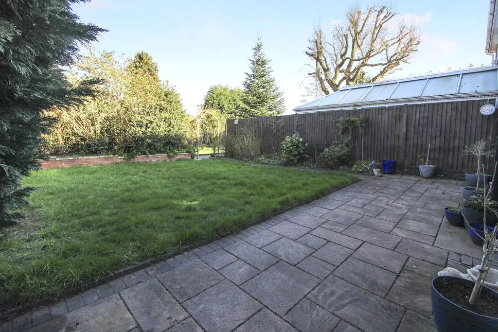 Canterbury Close, Pelsall, WS3, photo 15