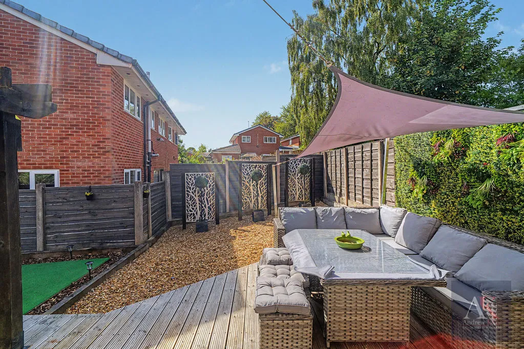 Foxglove Court, Rochdale OL12 6XF, photo 22