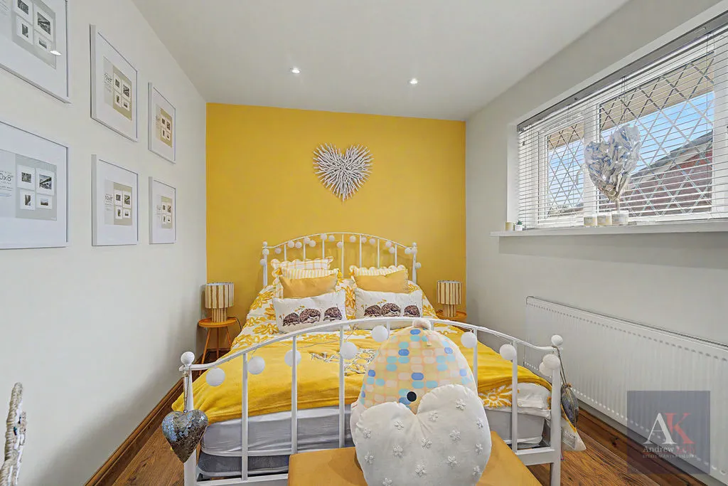 Foxglove Court, Rochdale OL12 6XF, photo 15