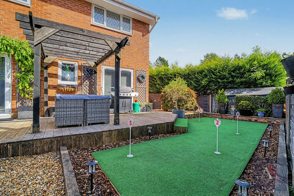 Foxglove Court, Rochdale OL12 6XF, photo 21
