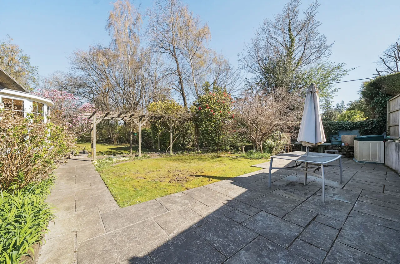 High View Road, Lightwater, Surrey, GU18 5YE, photo 12