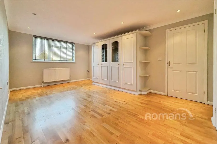 Berrybank, College Town, GU47, photo 16