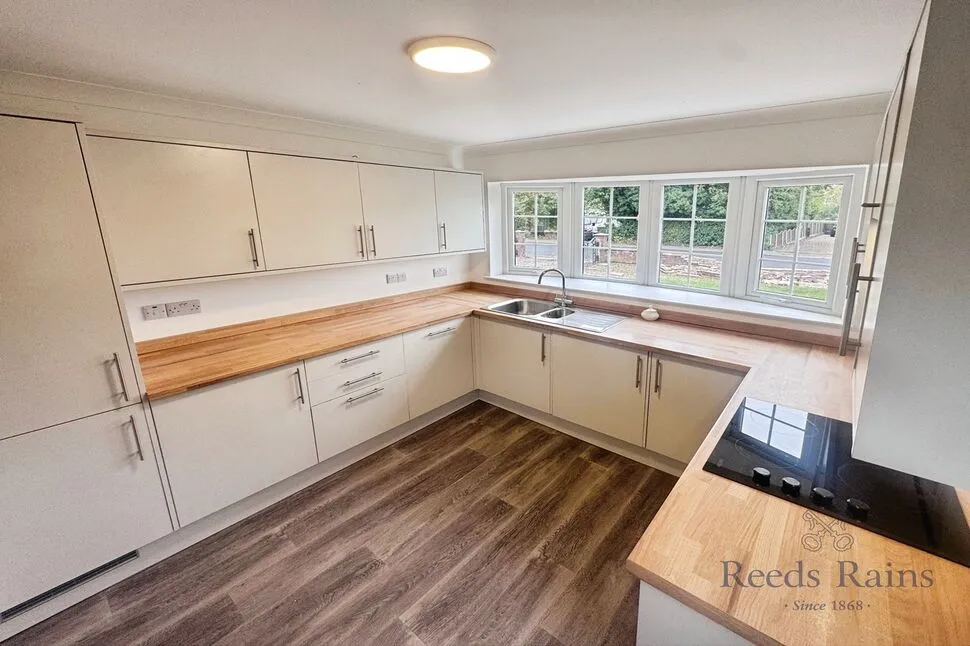 Park Road, Barlow, YO8, photo 2