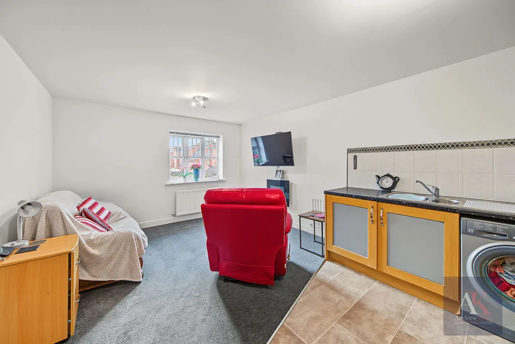 Coppy Bridge Drive, Rochdale, OL16, photo 5